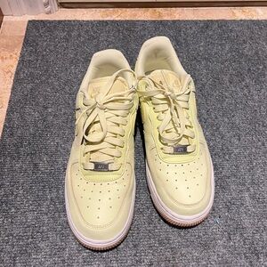 nike air force 1 platform green white and brown size 6.5